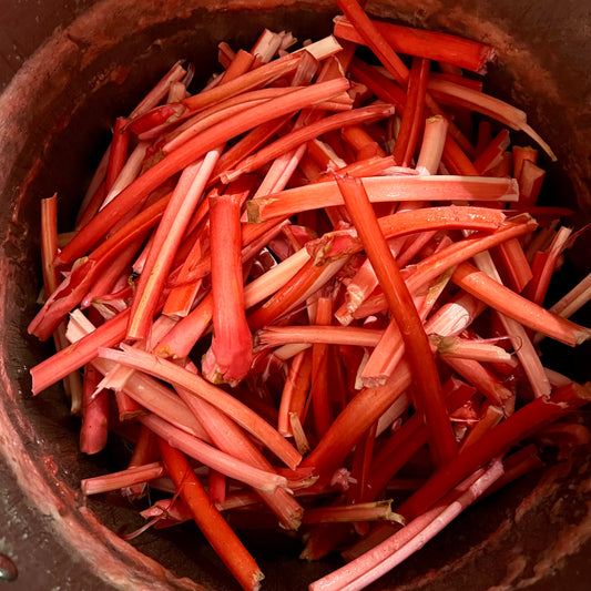 Rhubarb: fruit or legume?