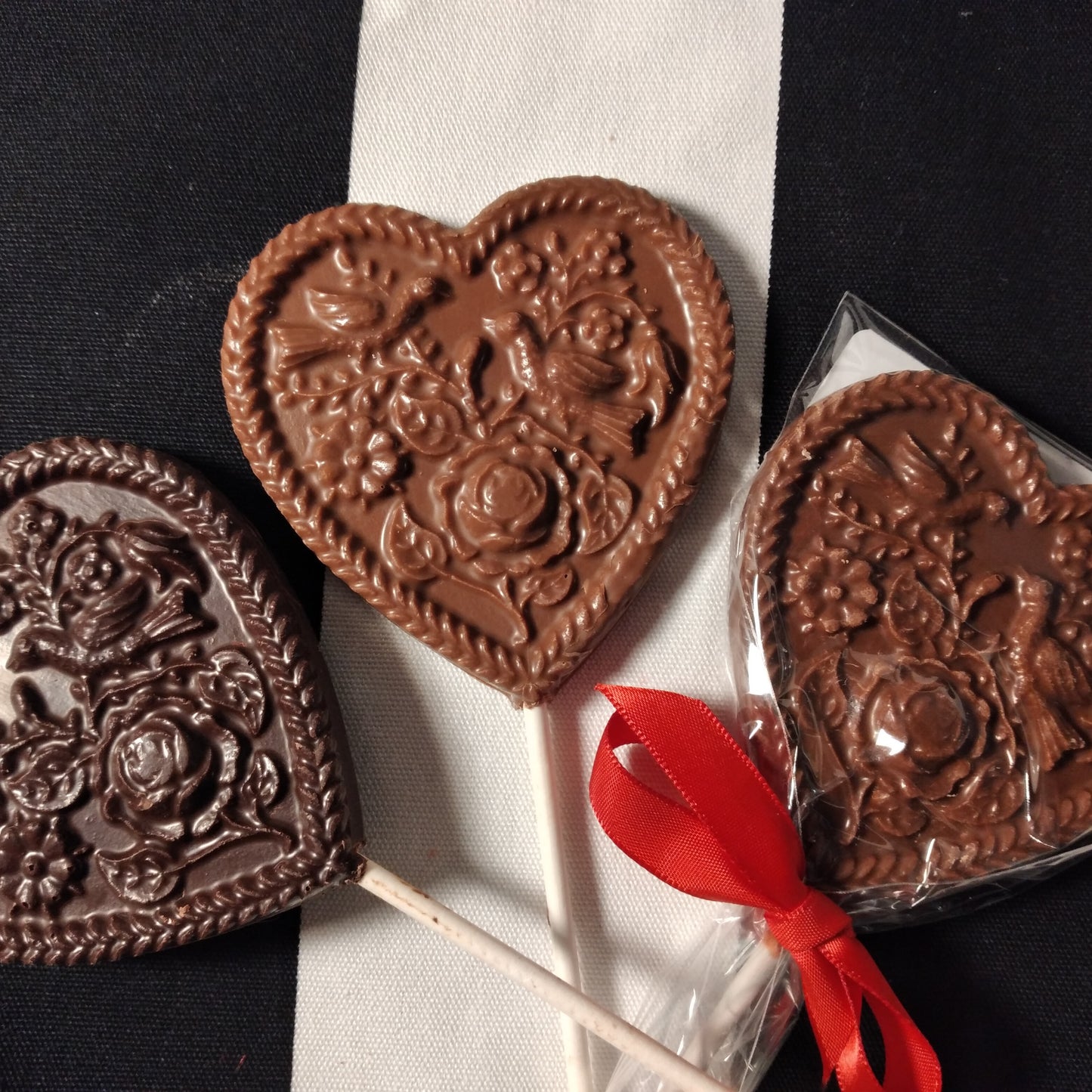 Delight « Love Birds » Sucette cœur en chocolat pour la Saint-Valentin.